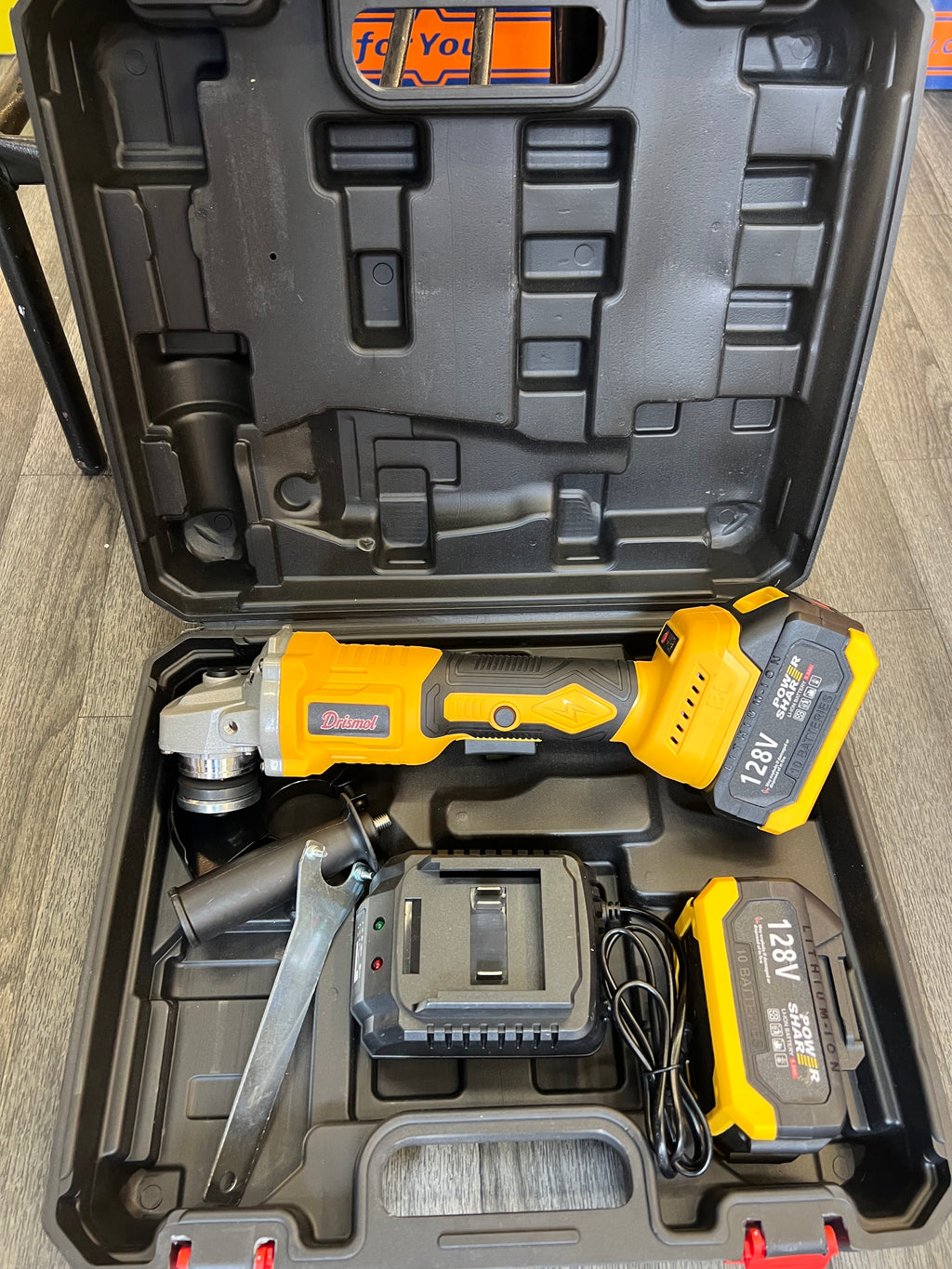 Pulidora inalámbrica 128V BRUSHLESS