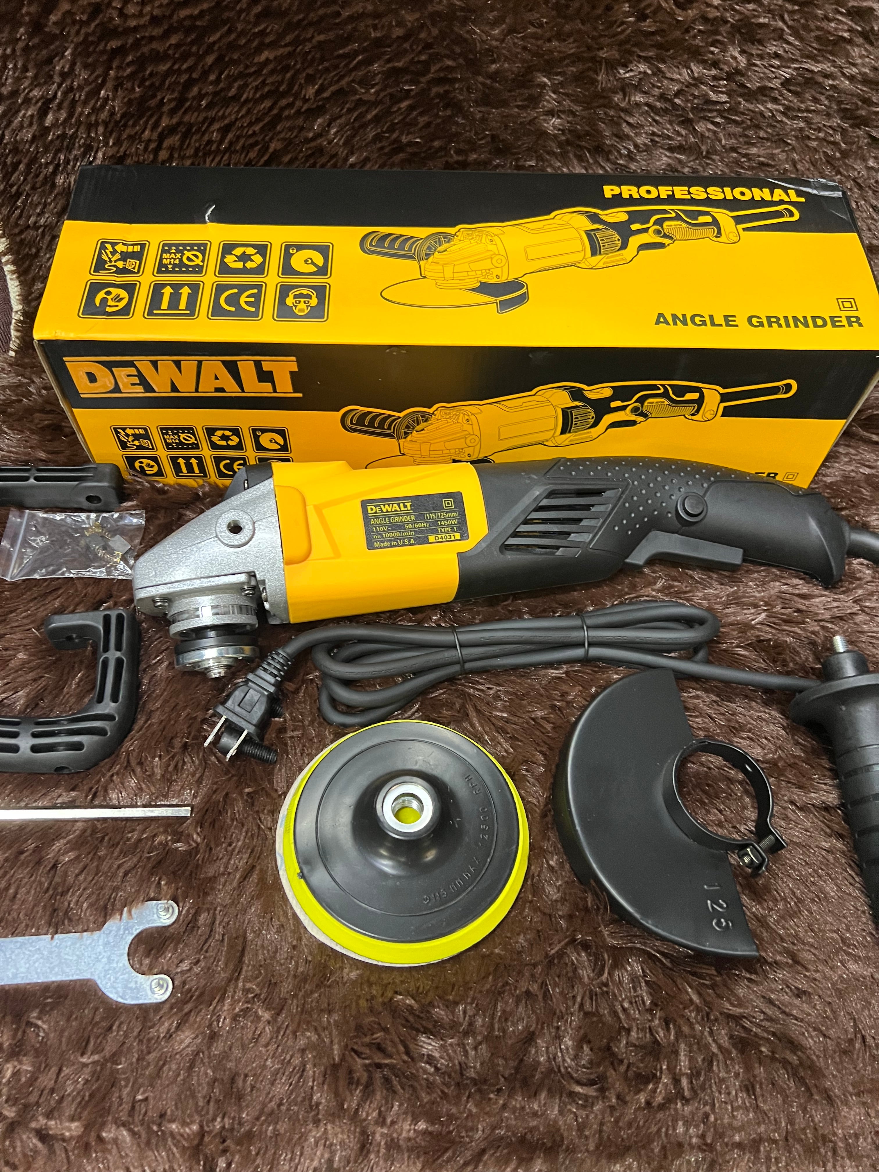 Pulidora 4.5” gatillo 6 velocidades