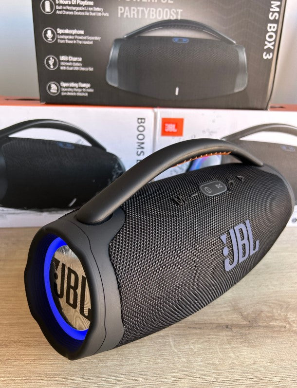 Parlante Bluetooth boombox 3 Triple A